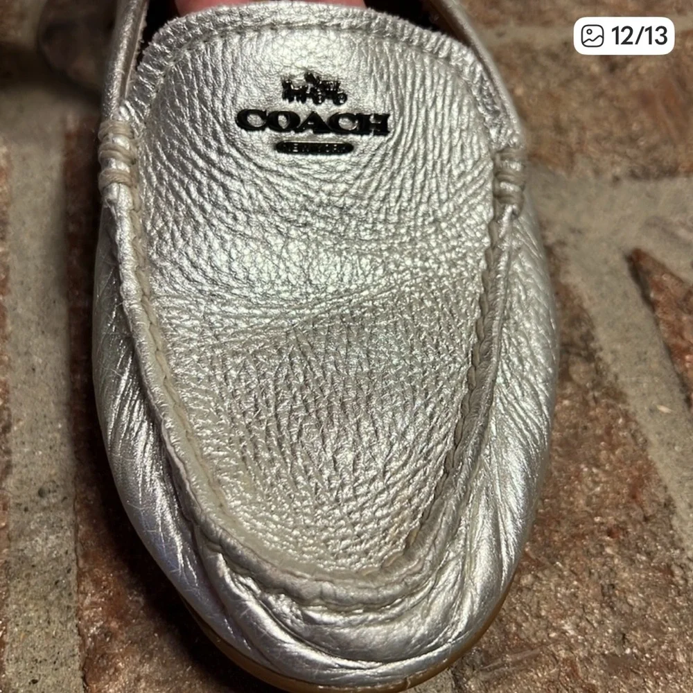 Coach Mary Lock Up Silver slip on Loafers size 8.5B - Picture 11 of 12